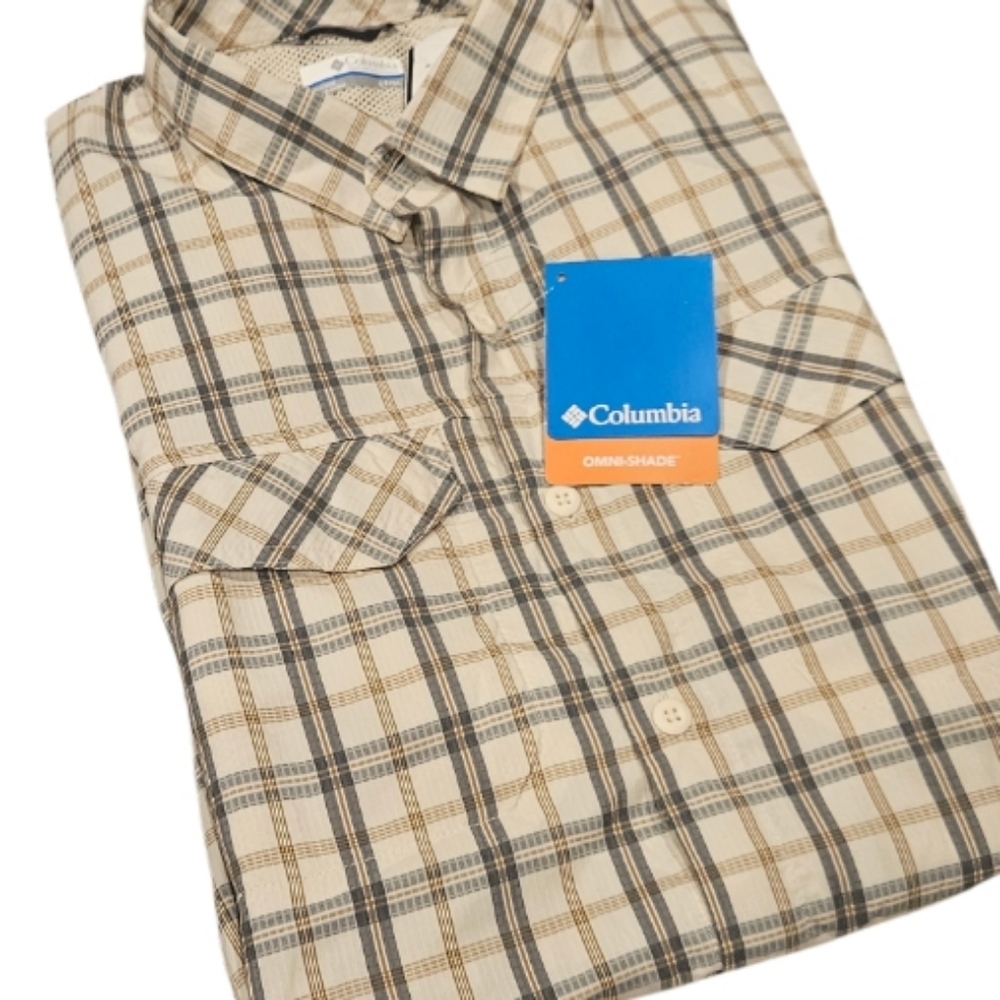 NEW! COLUMBIA Omni-Shade Plaid Short Sleeve 40 UPF Buttondown Shirt LT.